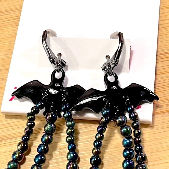 Brand New Betsey Johnson Halloween Bats Rainbow Oil Slick Beads Drop Earrings - Picture 10 of 16